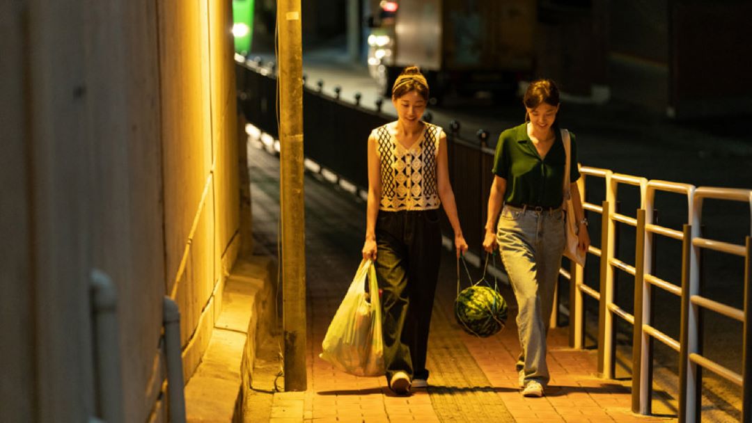 Frame Concerning My Daugther Lee Mirang 