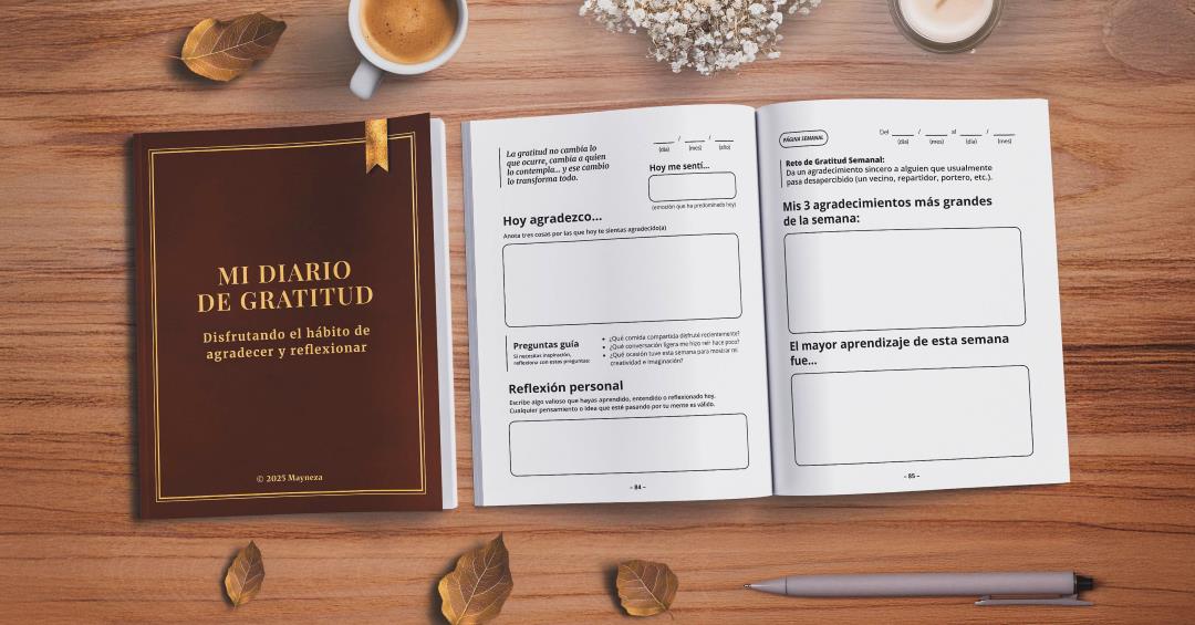 Portada e interior del diario de gratitud