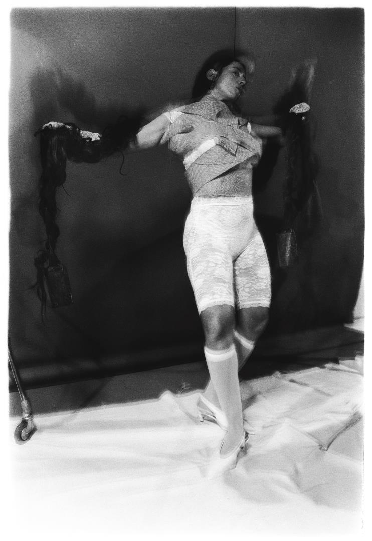 Laura Morales, Ser Pastora