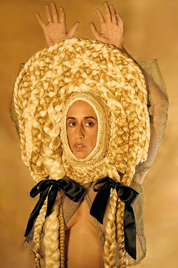 Laura Morales, Danza