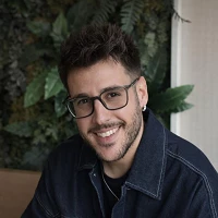 Nuevo Disco. Luz. Antonio José.