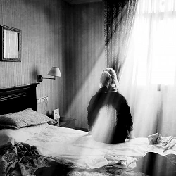 fotografia la habitacion del hotel de Esperanza Manzanera