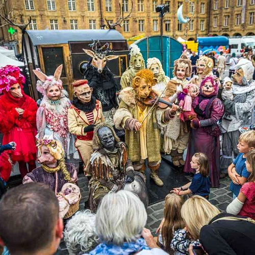 Les Irréels, escena 