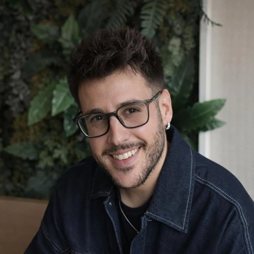 Nuevo Disco. Luz. Antonio José.