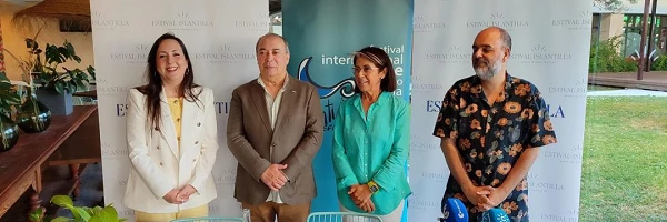Presentación Festival de Cine de IslaAntilla