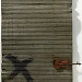Tapies Puerta Metálica y Violín